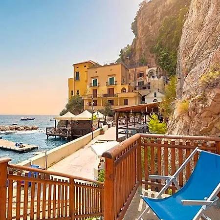 Casa Della Marina - Beach, Seaview, Wifi Otel 4*